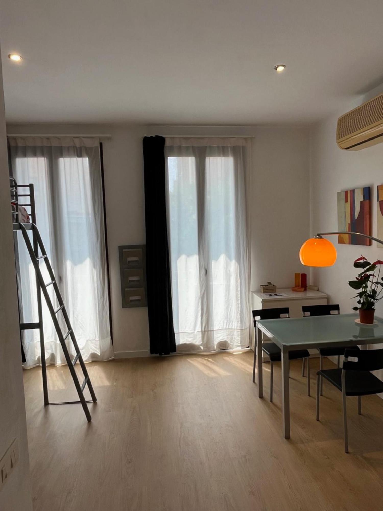 Studio By Sants Market برشلونة المظهر الخارجي الصورة